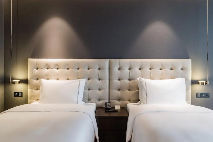 Twinkle Hotel