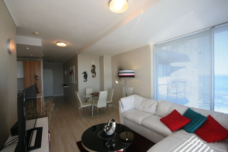 Horizon Bay 1206 by CTHA