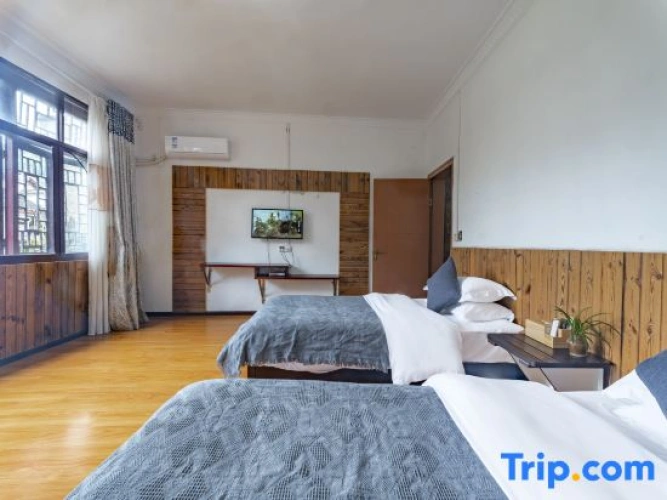 2 Bedrooms Suite