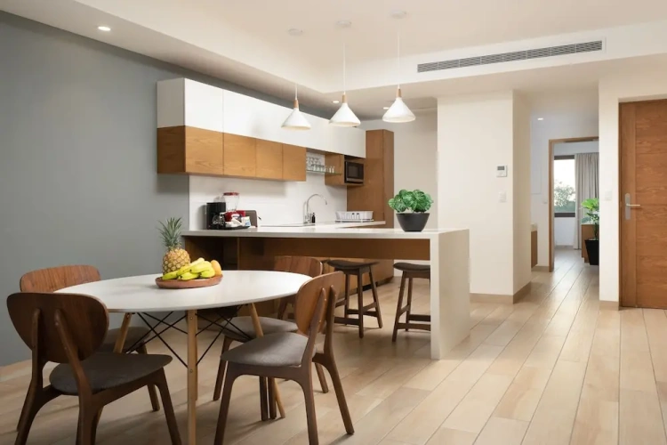 Suite with balcony