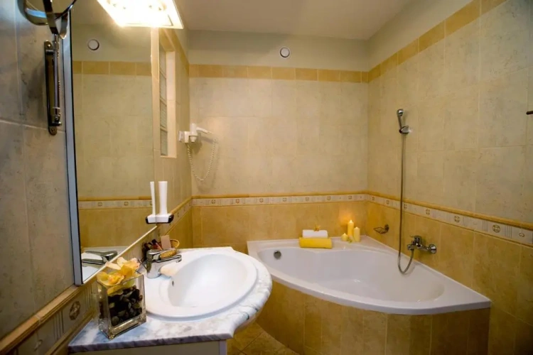 Superior Suite