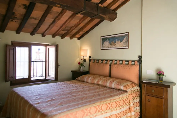 Standard Double room with view