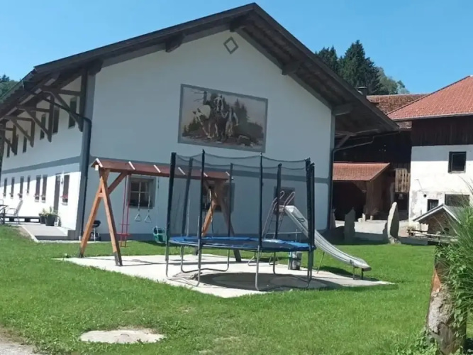 Ferienwohnung im Bayerischen Wald mit Terrasse