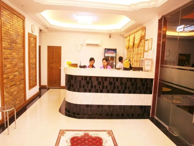 Sky Hotel Hlaing Thar Yar Yangon