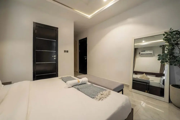 George Residence Ologolo Lekki