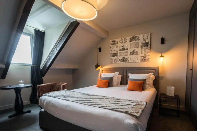 Deluxe Family Suite