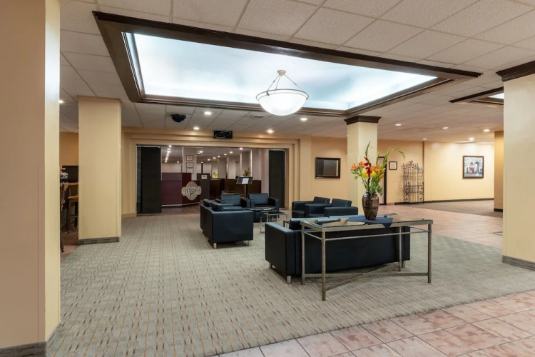 Holiday Inn Downtown