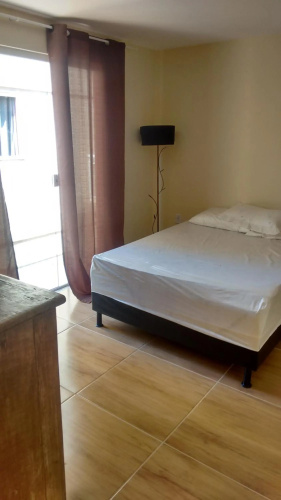 Casa Costa Azul - praça da Baleia