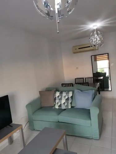 Iris Village apt 202