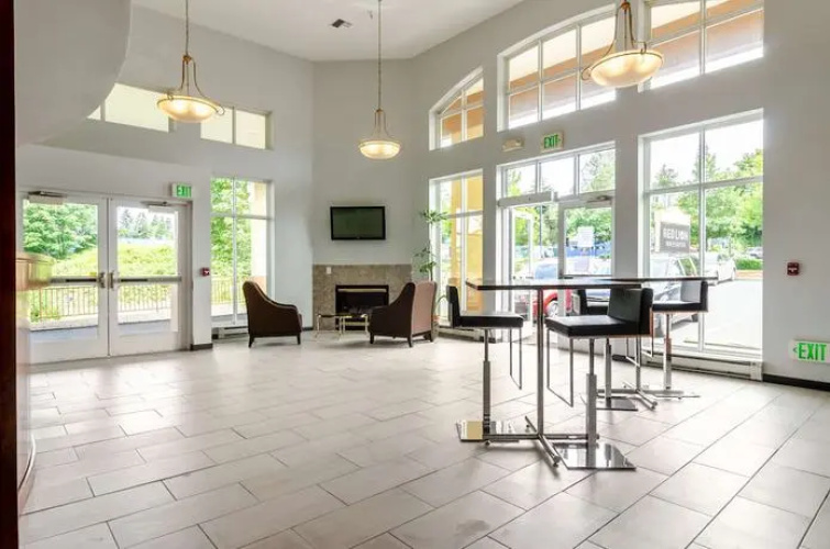 Holiday Inn Select - Peachtre