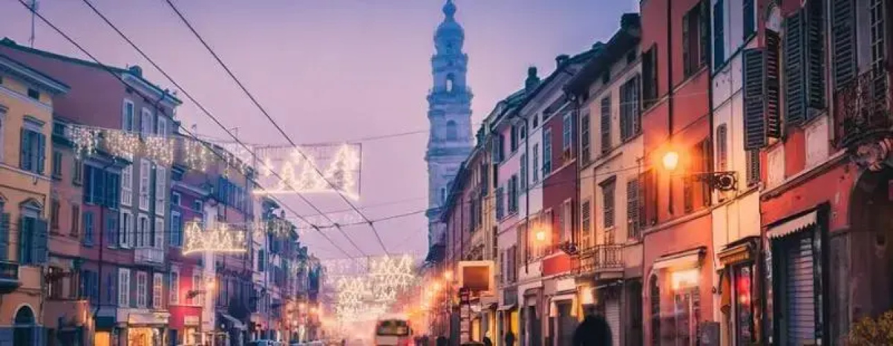 Palazzo Domanto Parma Apartments