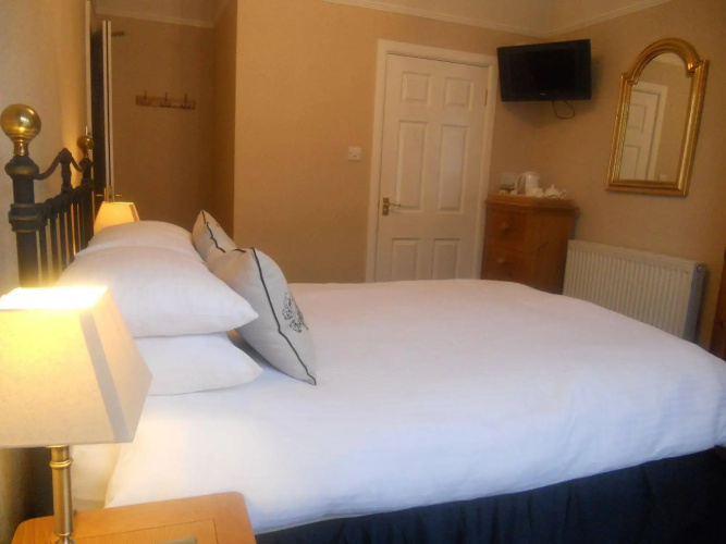 Glendale Guest House