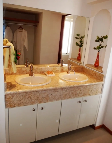 2 Bedrooms Suite with balcony