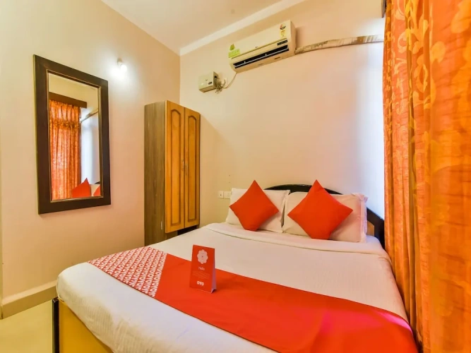 Classic Twin room with balcony