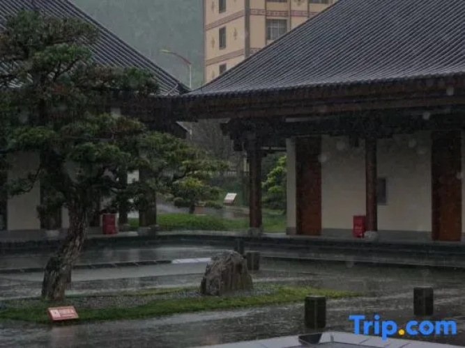 Muyang River Landscape Resort