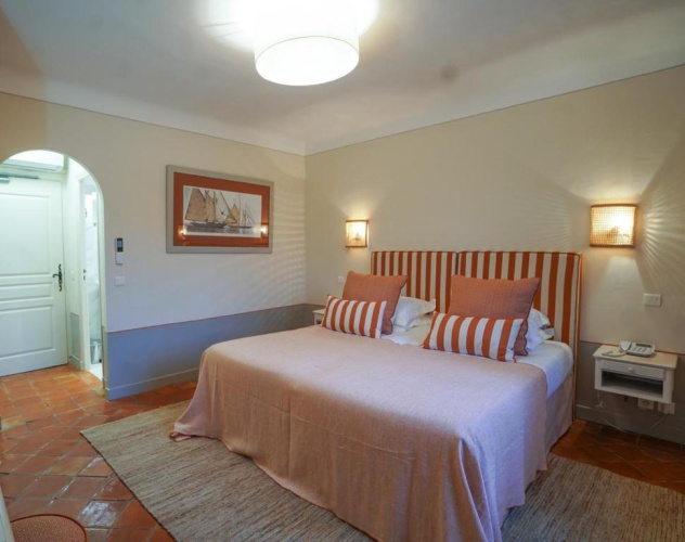 Standard Double room with view