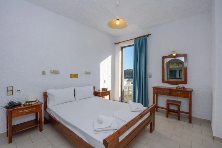 Standard Double room with garden view