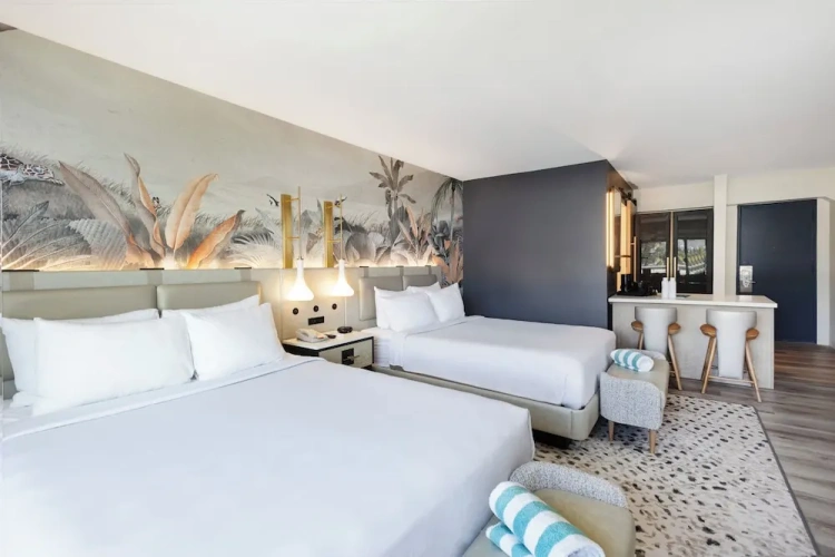 Makai Tower room Island View