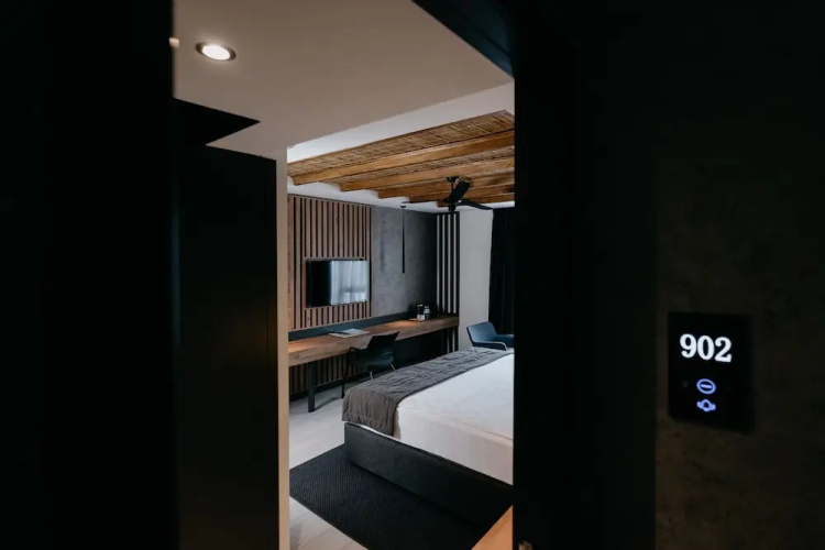 Blue Boutique Hotel