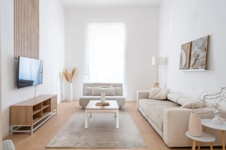 2 Bedrooms Apartment