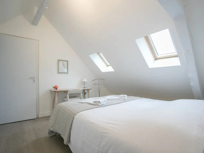 Calm and Comfortable Apartment in Bayeux