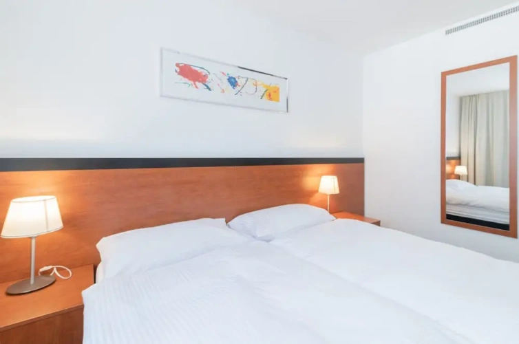 Classic Twin room with mountain view