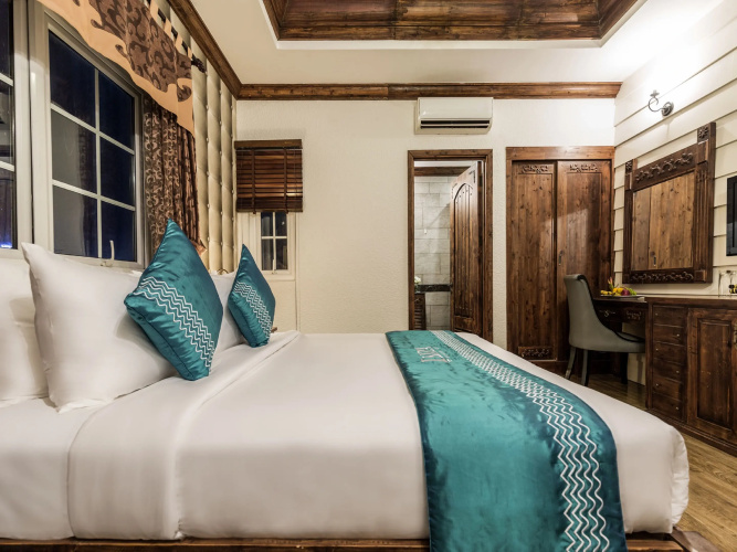 IBIZA Riverfront Da Nang Hotel