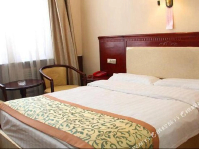 Huangpu Hotel