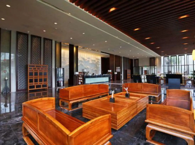 Jinfoshan Liangjiang Holiday Hotel