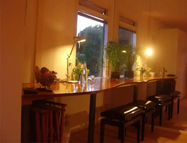 Houseboat Harmony