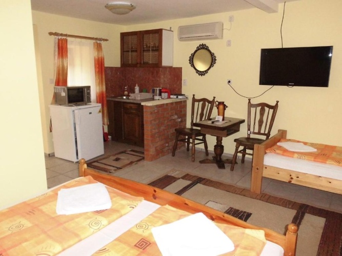 1 Bedroom Apartment with view