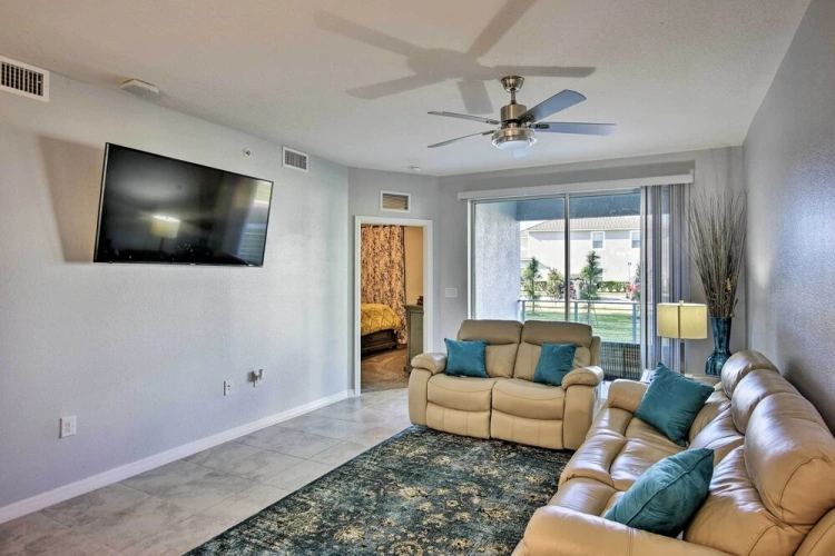 3 Bedrooms Apartment