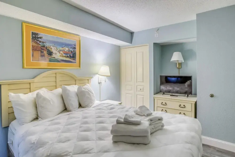 Access to Pool, Beach: Ocean-view Myrtle Beach Apt