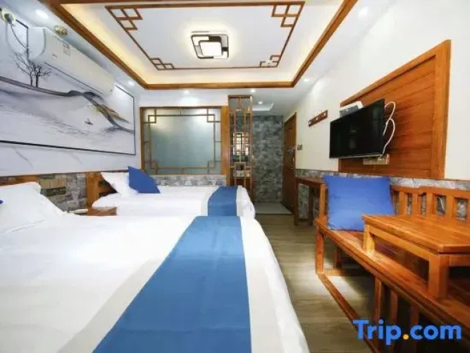 4 Bedrooms Double Suite