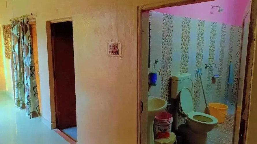 V Food Dormitory