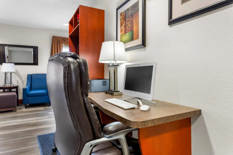 Comfort Inn