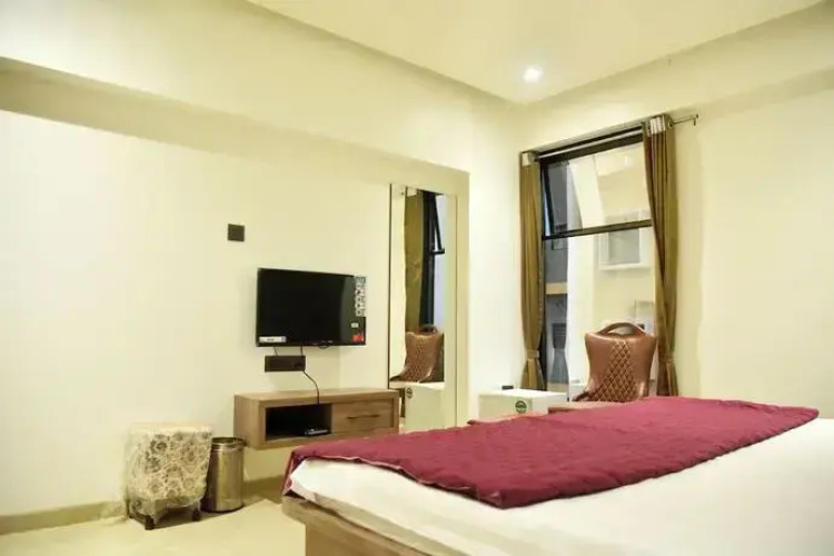 Manoranjan Enclave