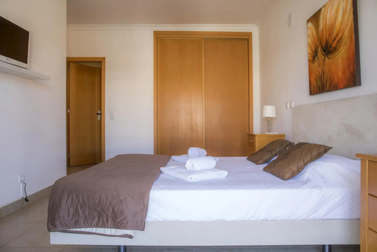 C11 - Quinta das Palmeiras Apartment