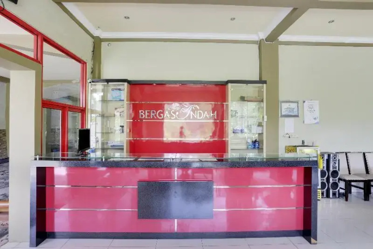 OYO 4014 Hotel Bergas Indah