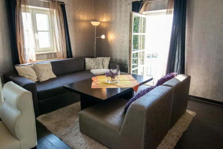 Modernes Appartement am See