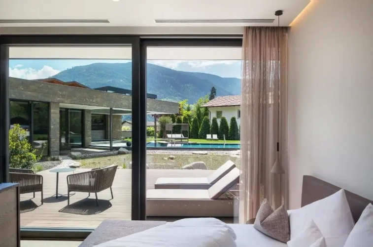 Deluxe Double Suite