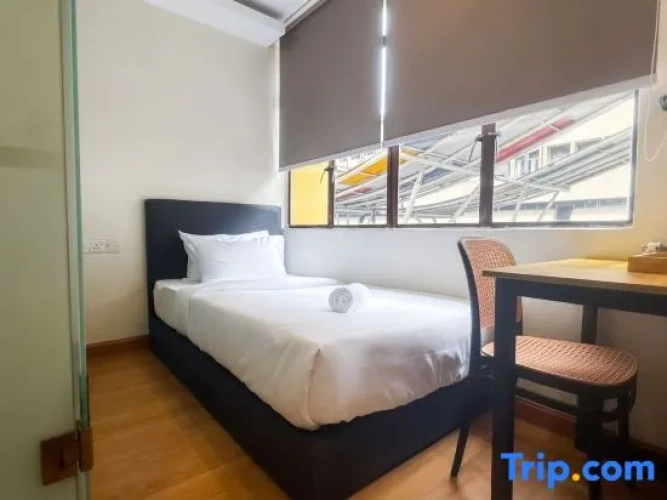Deluxe Single room
