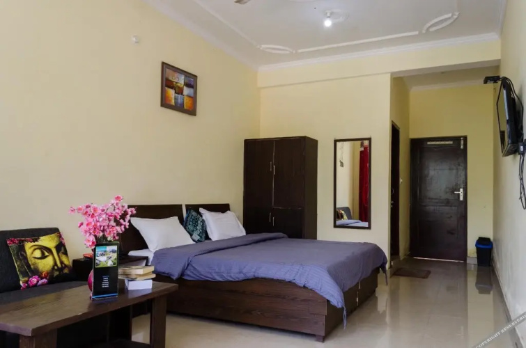 Hotel Backpackers Inn