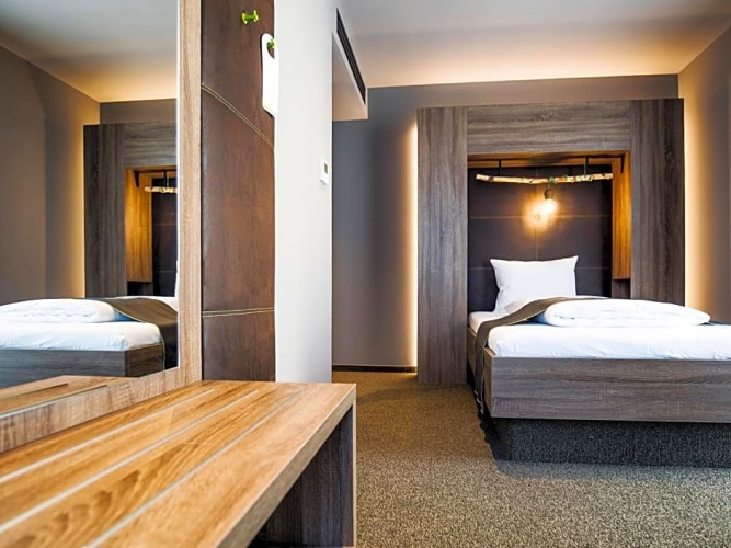 Economy Twin room