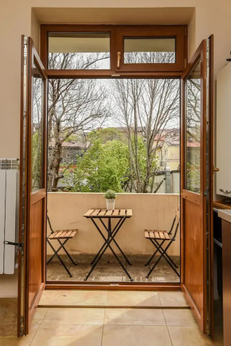 FM Deluxe 1-BDR Apartment - Iconic Donducov Boulevard