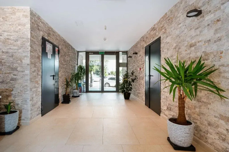 AMARIS Apartamente cm