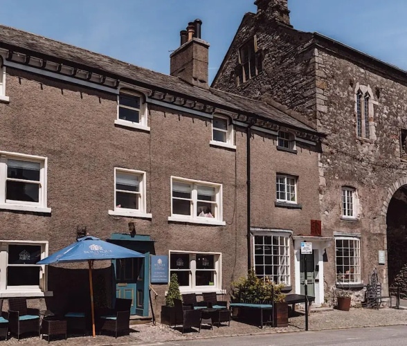 Coffee & Stays At Cartmel Square - Grange-over-Sands