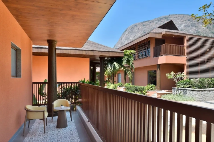 Double Bungalow