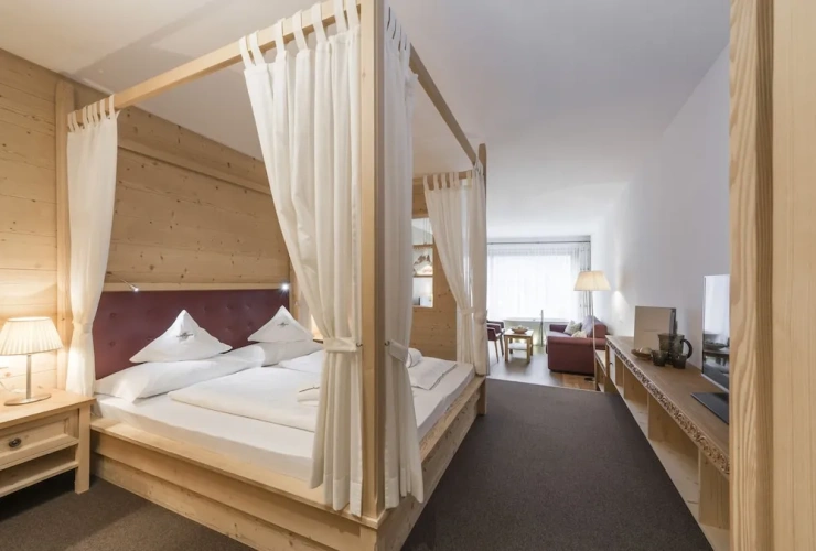 Double Suite