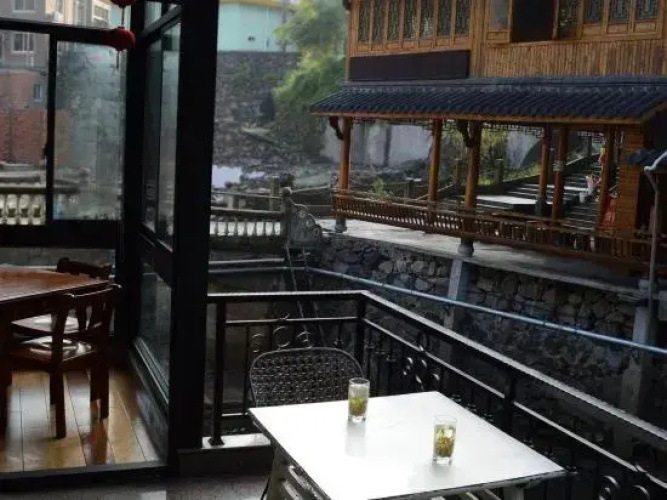 Anji Daxi Hotel